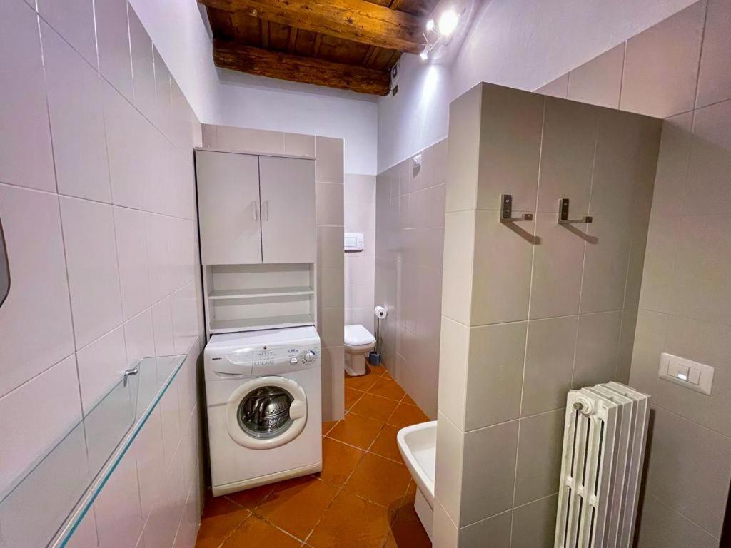 Sottoriva 12 City Center Large Apartment Verona Bagian luar foto